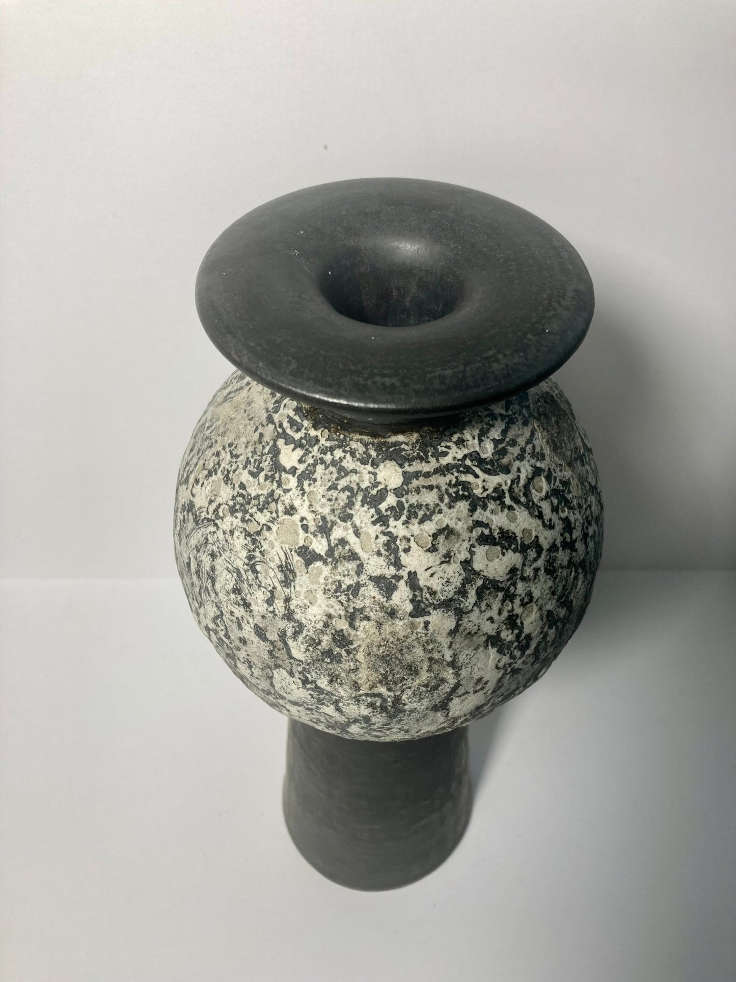 Isabella Pope Planet Vase - MADDEN & MCHUGH