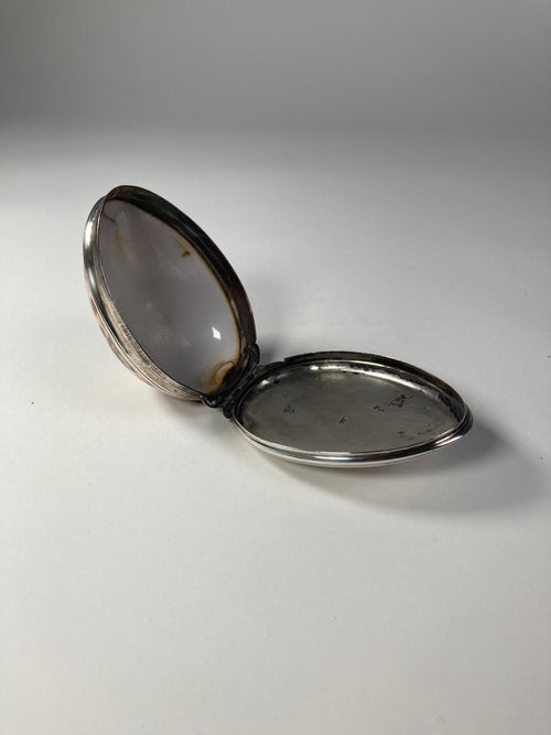 Aeneas Ryan Silver Cowrie Shell Snuff Box open